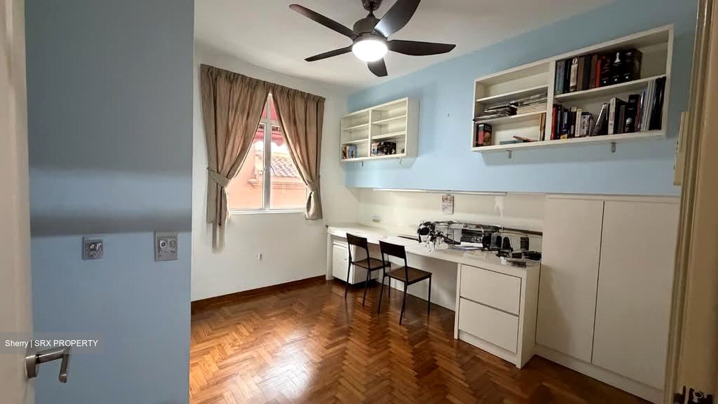 Loyang Villas (D17), Terrace #550594051